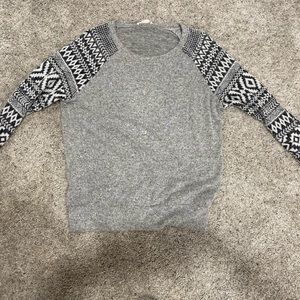 Small stitch fix top. Great condition. Non smoking home .